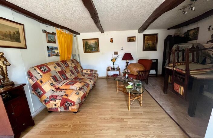 A vendre - Maison en pierre à rénover au cœur de Glomel — photo 4