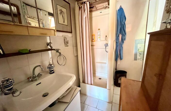 A vendre - Maison en pierre à rénover au cœur de Glomel — photo 5