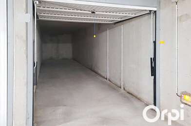 Commerce  320 €