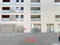 Garage double avec borne de recharge — photo 2