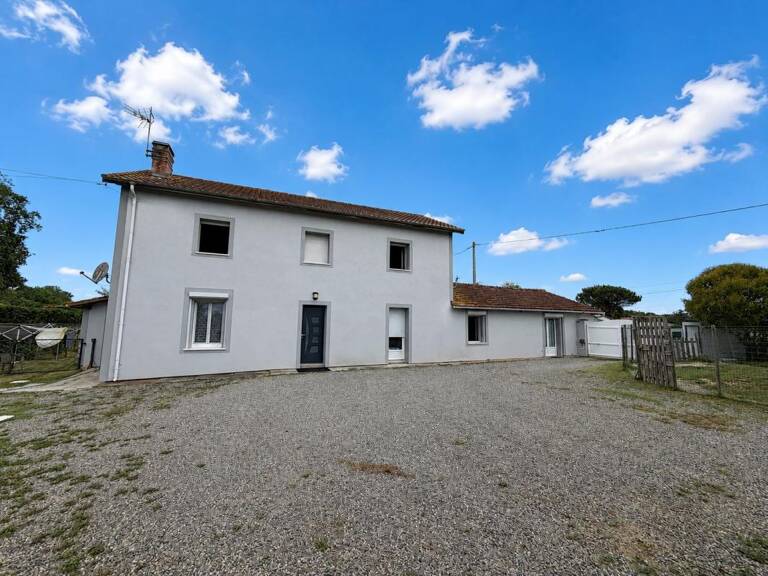 Maison au calme de 193 m² sur 3320 m² et triple garage — photo 1