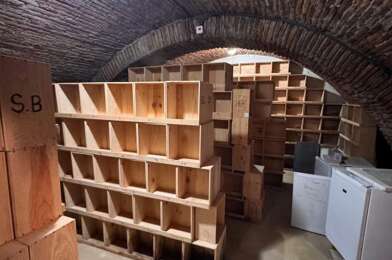 Local industriel  75950 €