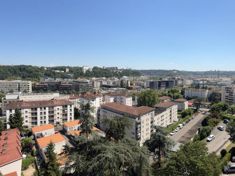 GARE DE VAISE VUE PANORAMIQUE APPARTEMENT TYPE 4 3 CHAMBRES — photo 1