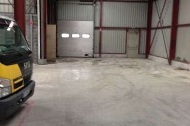 Local industriel  7497 €
