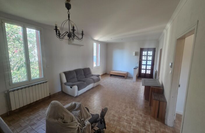 SAINT MARTIN DE VALGALGUES (30) idéal investisseur maison mitoyennes 91m² environ sur une parcelle de 175m² en centre ville — photo 5