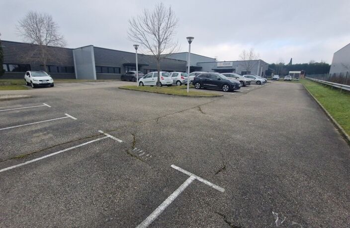 Terrain avec visibilité premium à vendre sur 3393m² à  BALLAN MIRE (37)  emprise bâtie maxi de 2035m² 12 m de hauteur — photo 4