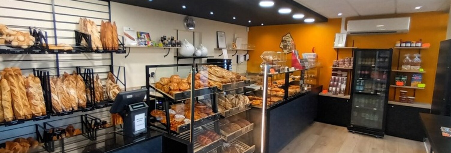 Commerce  100 m² à vendre à Olby (63210)