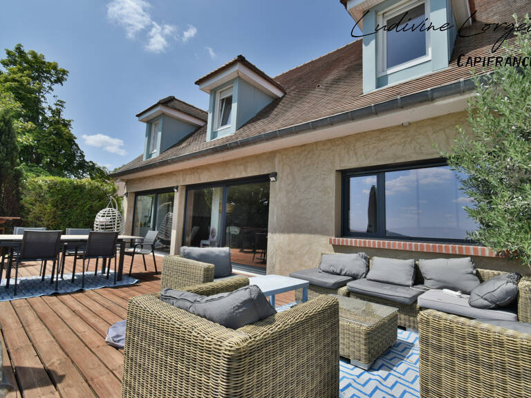 Proche Nogent-L’Artaud (8min) Chezy-Sur-Marne (6min) Maison traditionnelle de 200 m² - Vue panoramique – 5 chambres- Grande pièce de vie -Piscine -Terrasse 100m2- Sous-sol total -terrain 1384m2 DPE C — photo 1