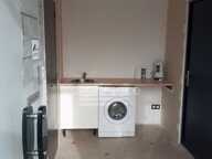 Proche de NOIRETABLE  (42) Local commercial/bureau de 50 M2 avec grand parking clos — photo 3