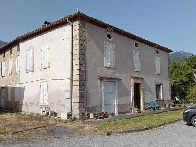 Maison à vendre 11 pièces ARBAS (31) — photo du bien