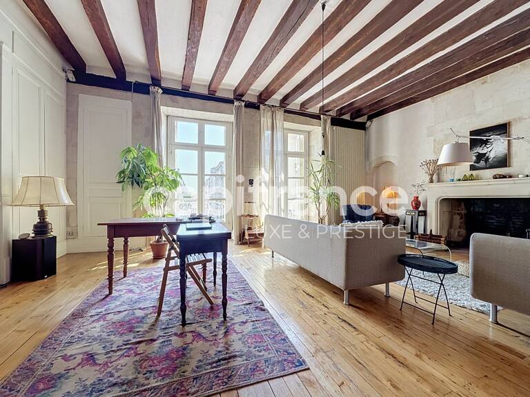 Maison de ville 4 chambres, garage, 265 m2 — photo 1