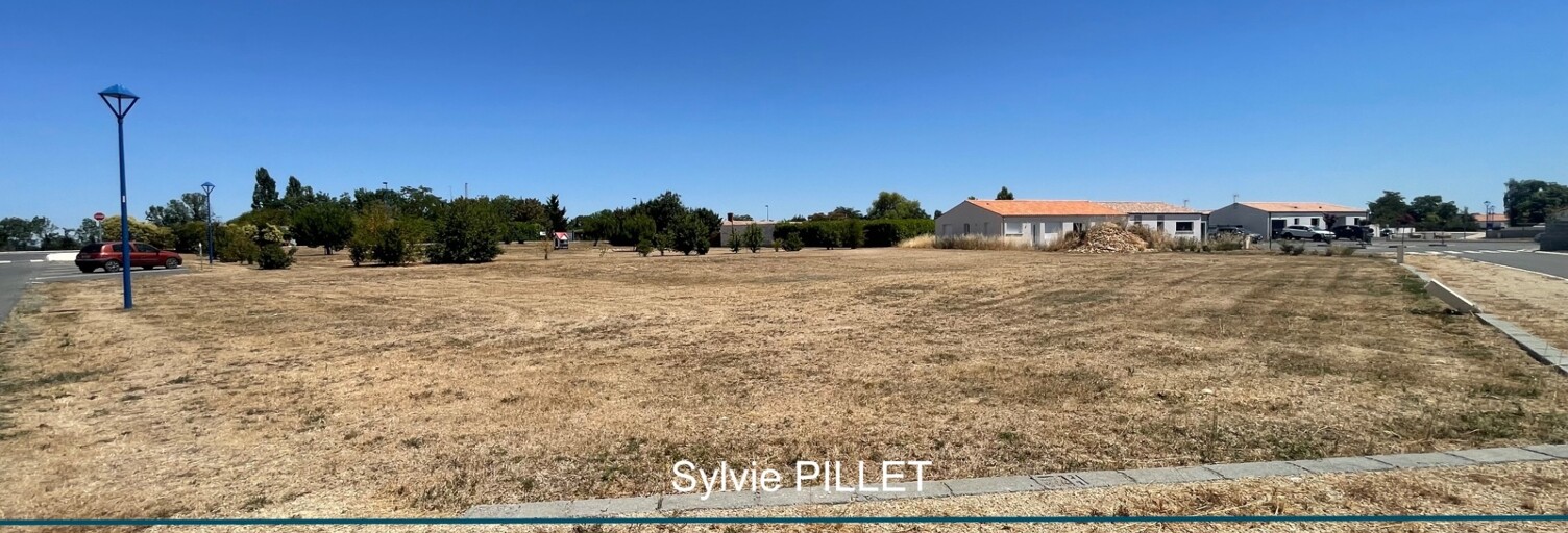 Terrain  803 m² à vendre à Sainte-Radégonde-des-Noyers (85450)