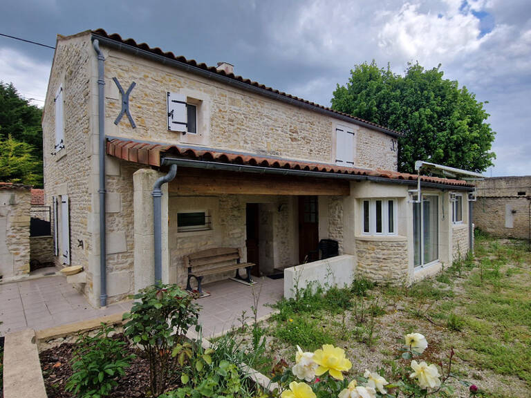 Maison à vendre 5 pièces SAINT CREPIN (17) — photo 1