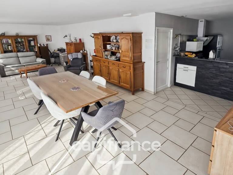 Maison à vendre 9 pièces sur terrain de 800 m² à OUROUX SUR SAONE (71) — photo 1