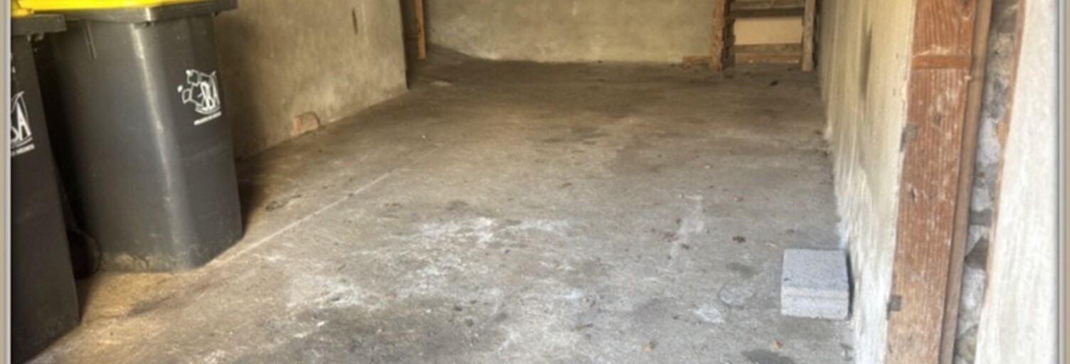 Immeuble  135 m² à vendre à Viscomtat (63250)