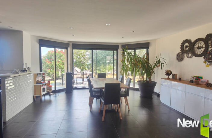 Plain-pieds 116 m² de 2013 - DONZENAC — photo 4