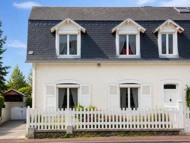 Maison de 5 pièces de 72 m² située à Deauville — photo du bien