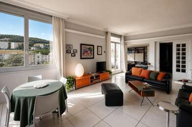 Appartement 5 pièces 245000 €