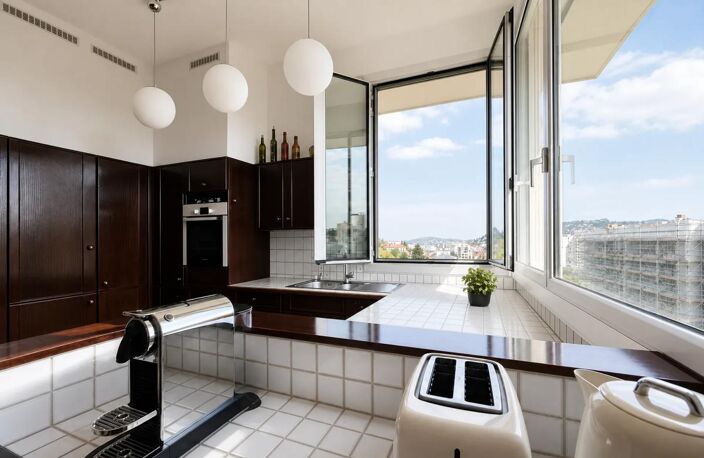 Appartement de 5 pièces de 174 m² à Saint-Étienne — photo 5