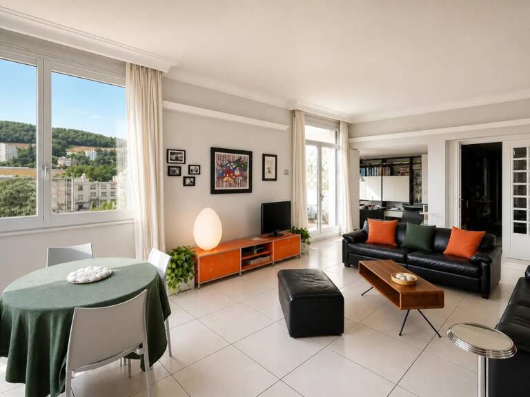 Appartement de 5 pièces de 174 m² à Saint-Étienne — photo 1