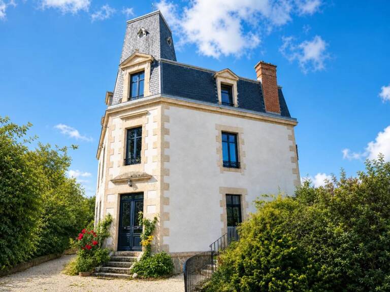 Maison de 7 pièces de 222 m² à Flavignac — photo 1