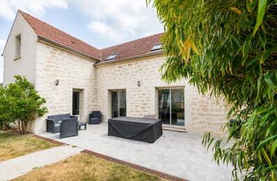 Maison de 8 pièces de 180 m² à Jambville — photo du bien