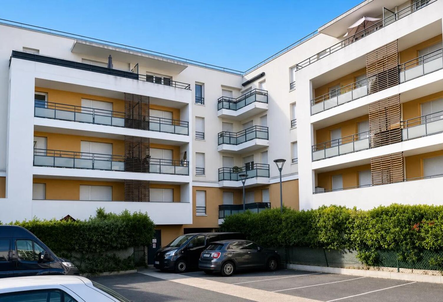 APPARTEMENT T5 - 84 M² - 77 190 - DAMMARIE-LES-LYS — photo 1