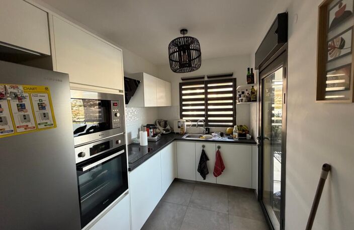 2 Appartements Saint Gilles les Bains — photo 4