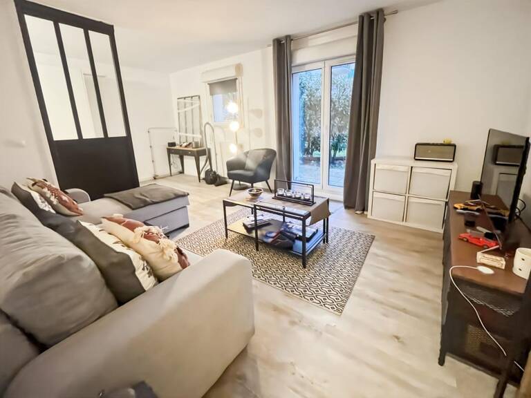 Bel Appartement Studio - COURDIMANCHE — photo 1