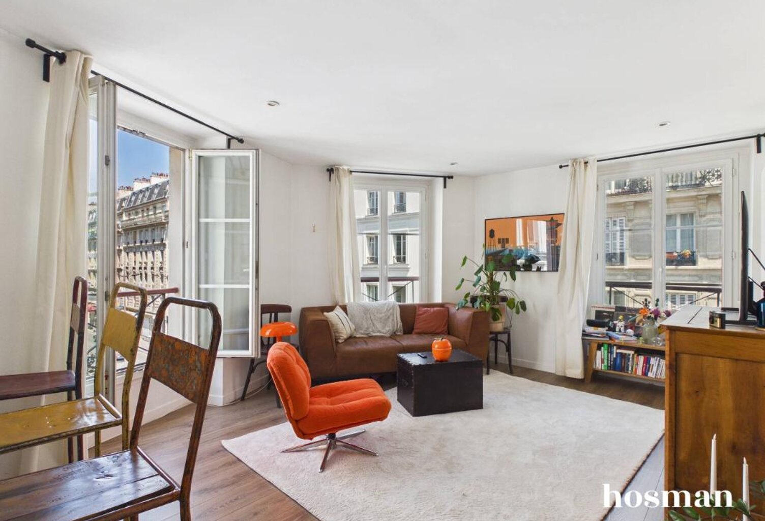 PARIS 18 - Rue Muller, Appartement 2 pièces très lumineux — photo 1