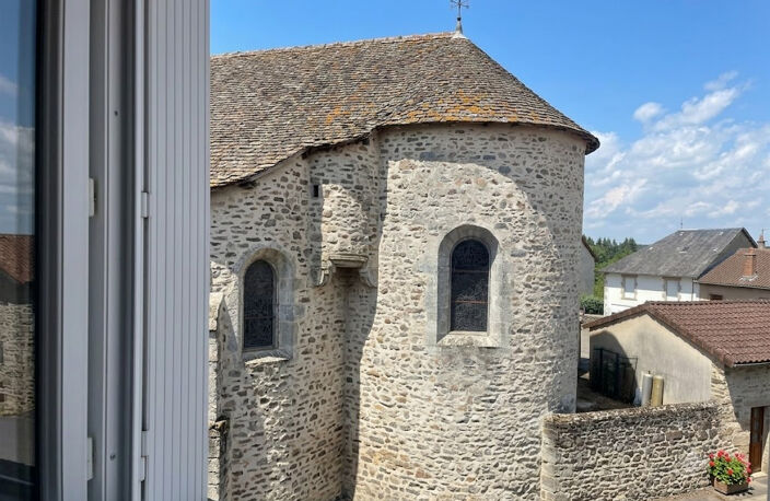 Maison  de village  pleine de charme avec  un grand terrain intimiste — photo 2