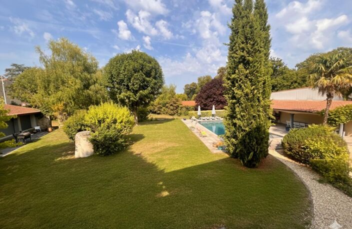 Propriété de charme avec dépendance et piscine — photo 4