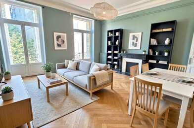 Appartement 4 pièces 249100 €
