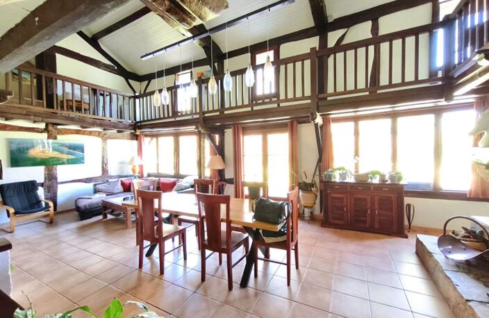 Propriété 200 m2 avec étang, piscine sur 5 hectares — photo 4