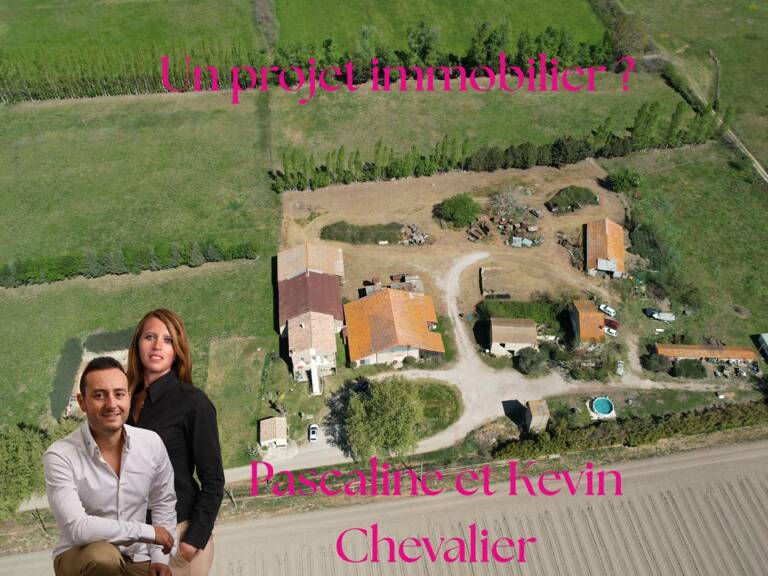 Ensemble immobilier  à Mas Thibert — photo 1