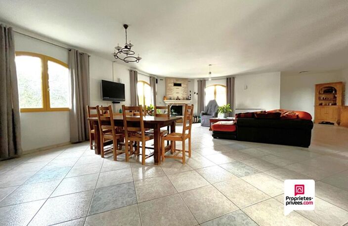 Villa T7 SAINT AUNES  de 210m² avec vue imprenable et piscine — photo 4