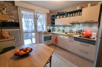 Appartement 5 pièces 284000 €