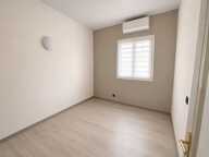 Grand appartement atypique – Saint-Joseph (Gondeau) – Vente interactive — photo 4