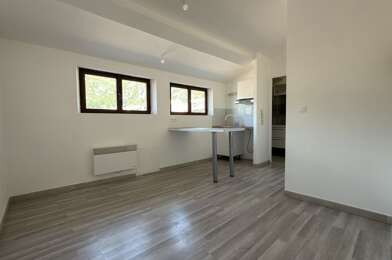 Appartement 1 pièces 590 €