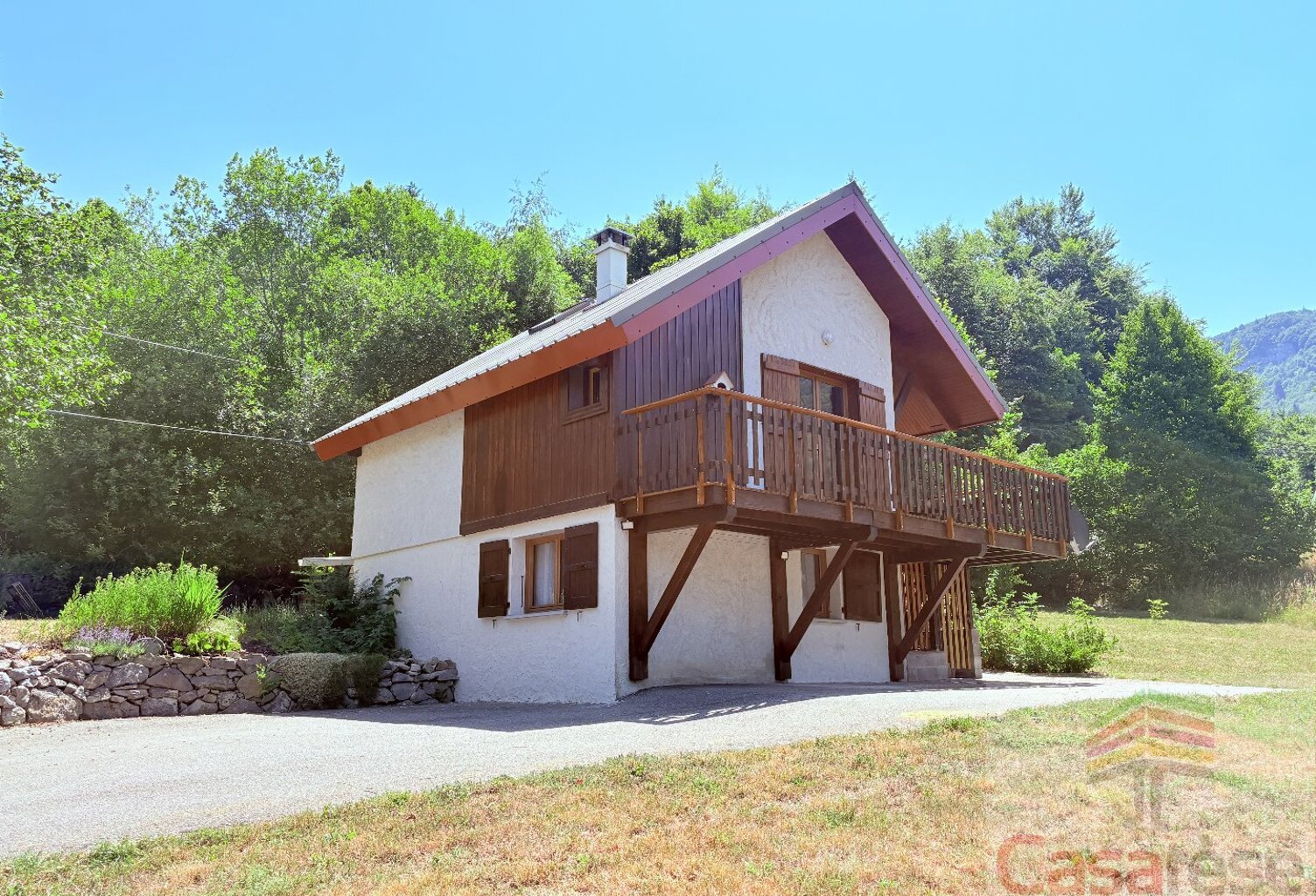 Chalet — photo 1