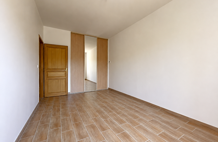 Maison T5 plain-pied - 157m2 - LIBOURNE — photo 5