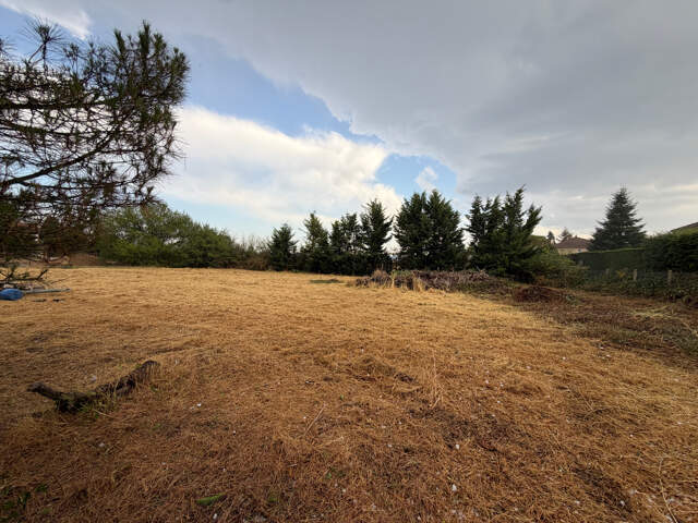 Terrain à bâtir  - Veauche — photo du bien