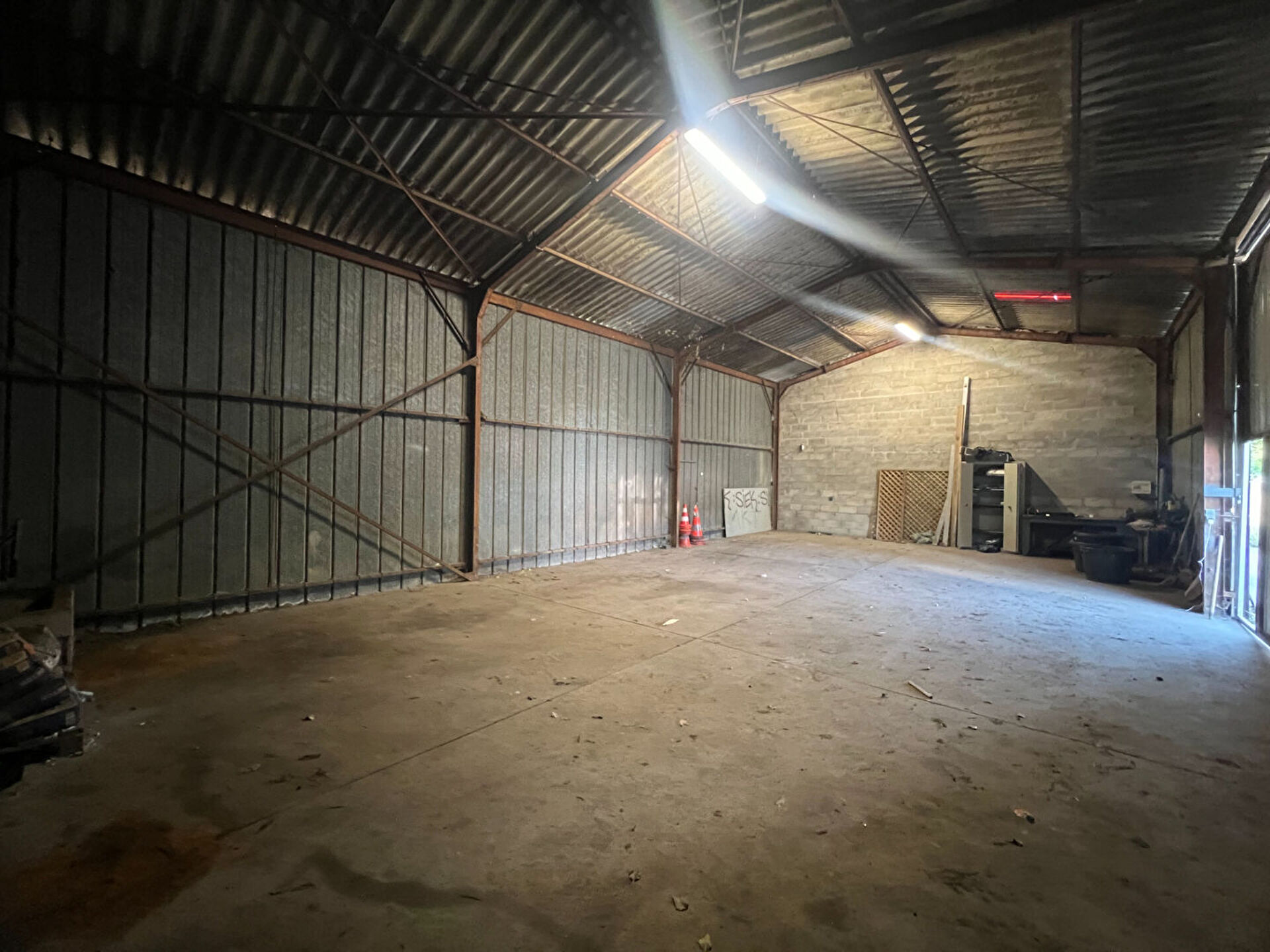Local commercial 1 pièce 300 m² · à Villebon-sur-Yvette · 300 m² · 3 069 €/mois