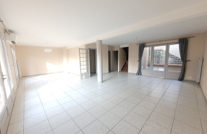 Maison 5 pièces de 131 m² — photo 4