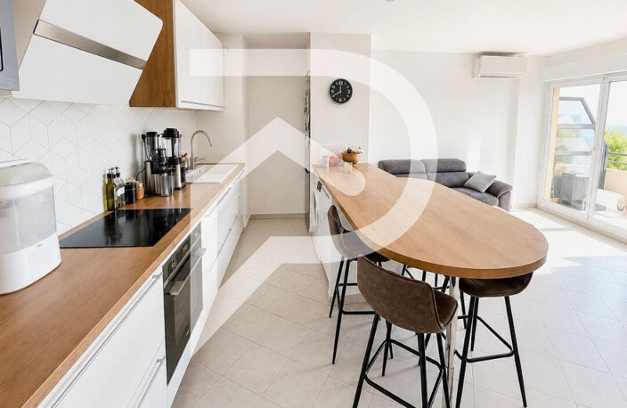 Appartement T3 lumineux avec vue mer,terrasse et box. — photo 2