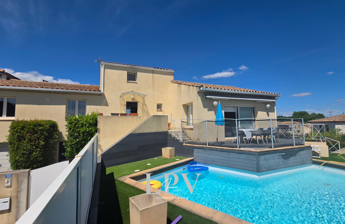 Maison familiale de 184 m2 avec garage, piscine et terrasse — photo 3