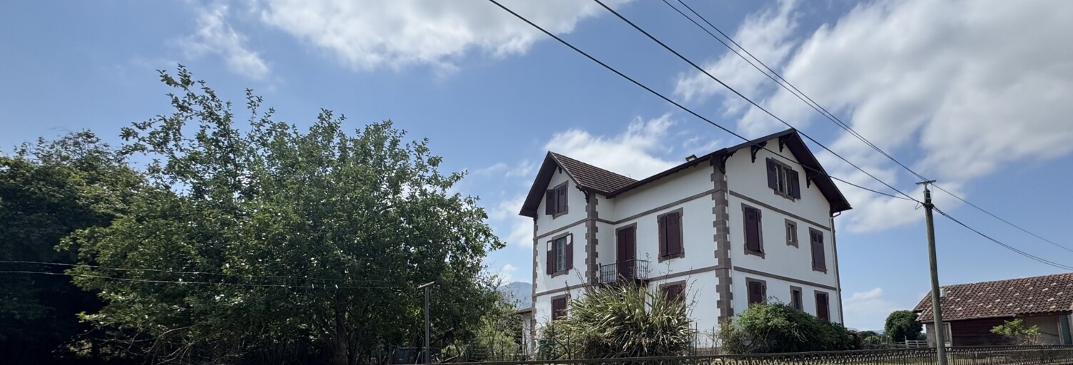 Maison 6 Pièces 350 m² à vendre à Ascarat (64220)