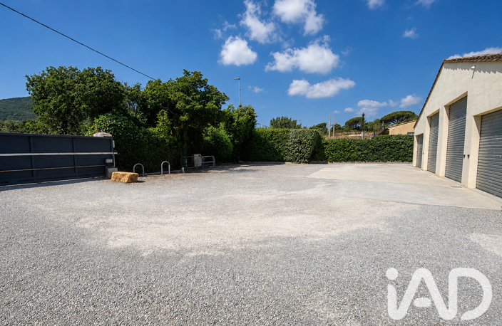 Vente Immeuble 338 m&sup2; — photo 2