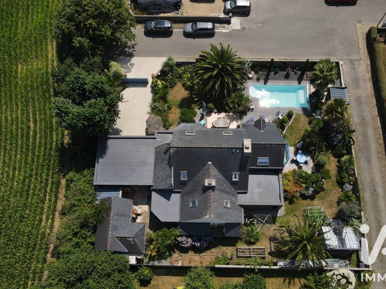 Vente Maison/villa 9 pièces — photo 1