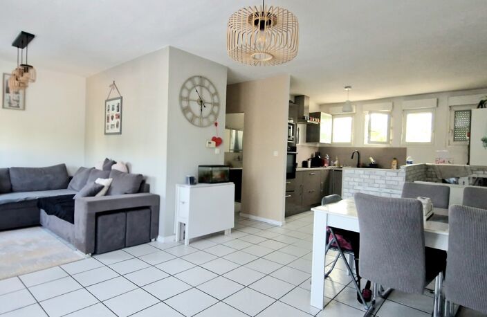 Vente Appartement 4 pièces — photo 2